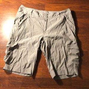 The North Face Women’s Hiking Cargo Short Size 10